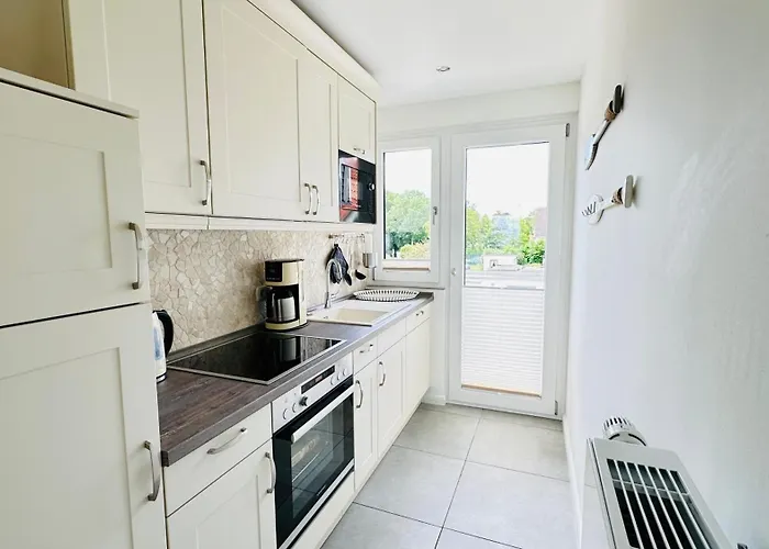 아파트 Strandblick 샬베우츠